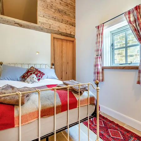 The Gin Gang Whorlton